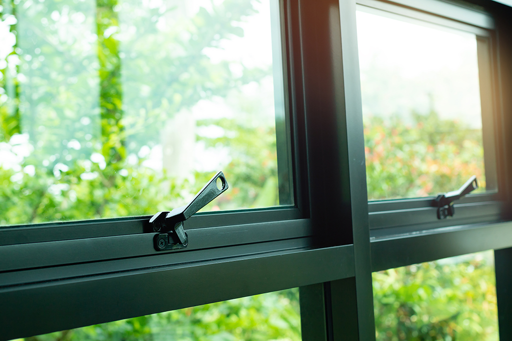 How to Recognize When It Is Time for Replacement Windows for Your Home | Hawaii